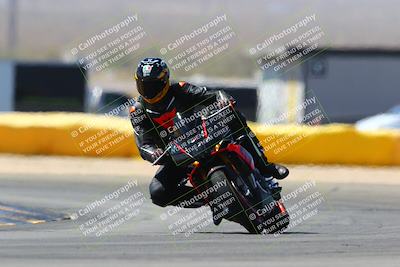 media/Mar-28-2022-Superbike Trackdays (Mon) [[b8603d0f67]]/Novice Group (1130am-12pm)/Turn 2/